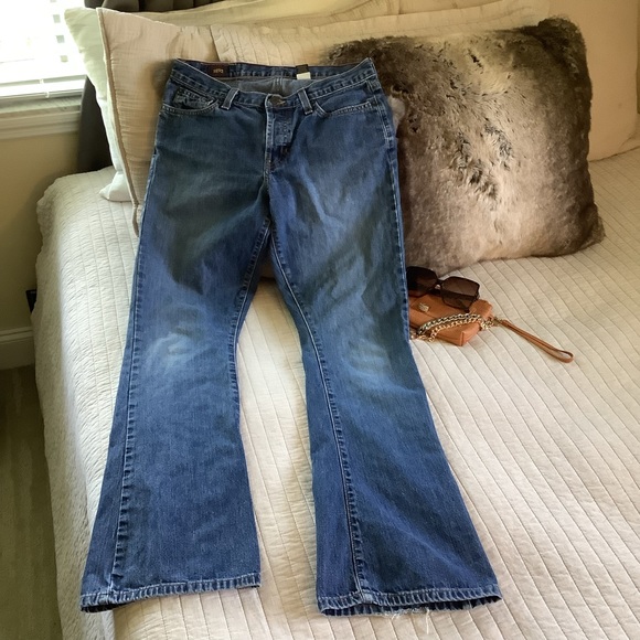 Abercrombie & Fitch Denim - 🌟 VTG Abercrombie&Fitch medium wash flare jeans 2R hidden button fly low rise